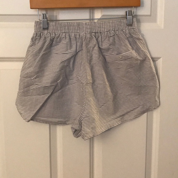 Striped nautical style shorts - Picture 2 of 3